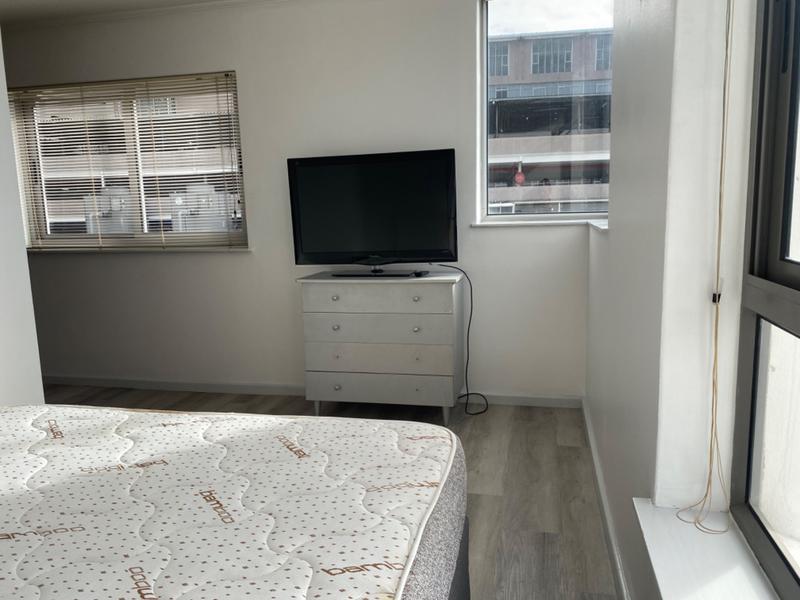 To Let 1 Bedroom Property for Rent in Claremont Western Cape
